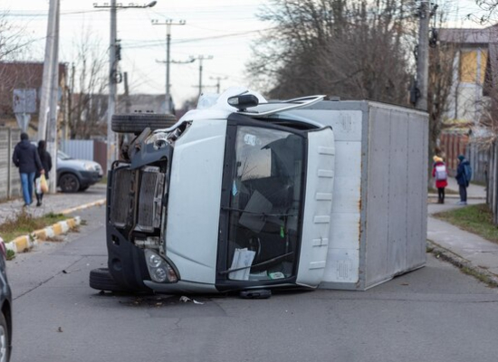 Oklahoma City Semi-Truck Accident Caused by Unlicensed, Uninsured Driver